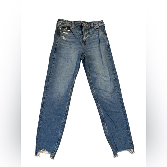 American Eagle Outfitters Denim - American Eagle Outfitters Classic Blue Straight Jeans women's size 4
